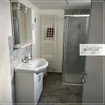 בית הארחה Rebecca E Sofia Stone House אלברובלו