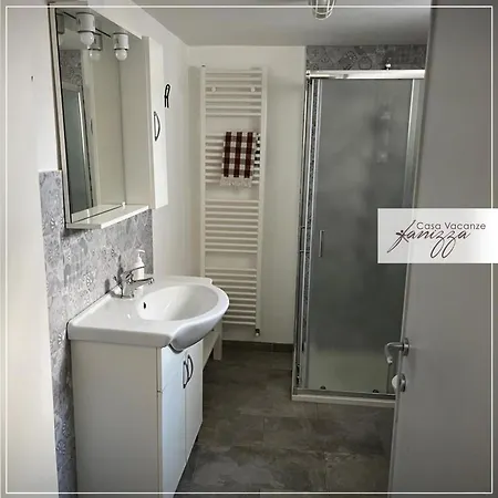 Πανσιόν Rebecca E Sofia Stone House